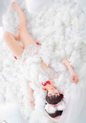 三级舌吻全视频